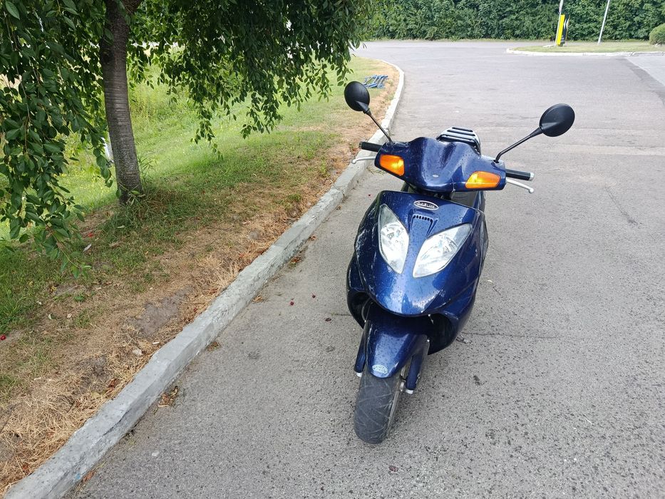 Продаю скутер  Daelin 125