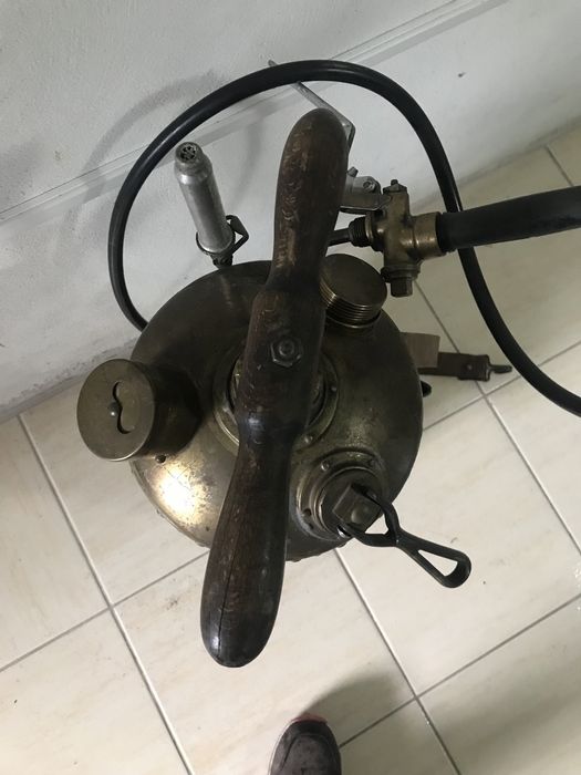 Maquina de sulfatar antiga