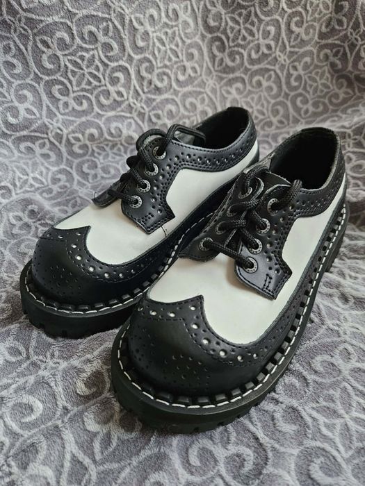 krótkie glany martensy loafersy skórzane al capone biało-czarne 4 38