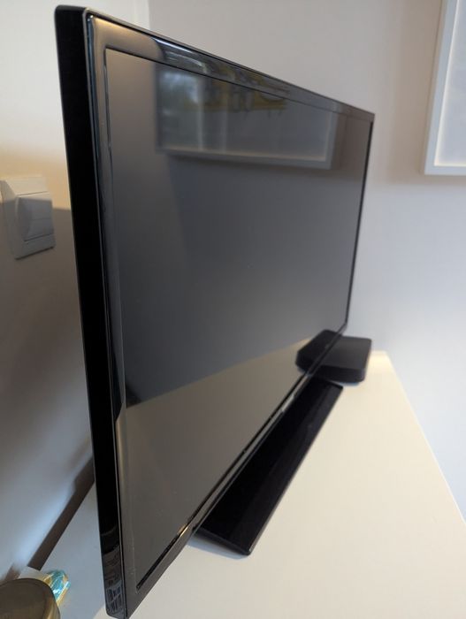 Samsung UE32EH5300 SmartTV/FullHD/100Hz/USB/3xHDMI/DVB-T/C