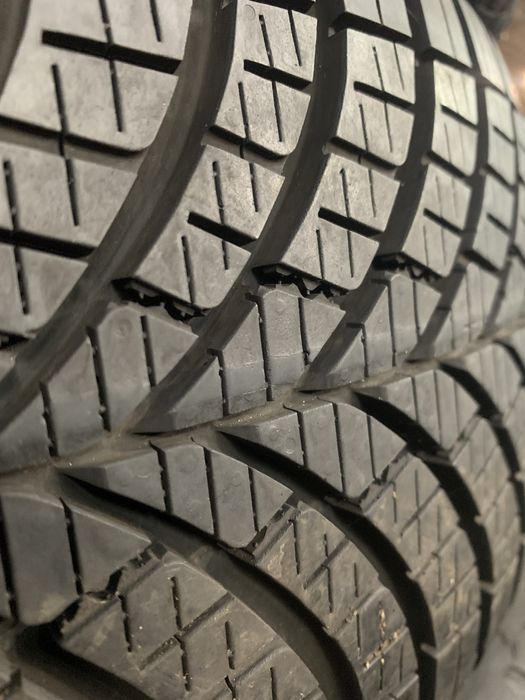 Шини б/у всесезонные  205/55-16 Goodyear vector 4season gen3