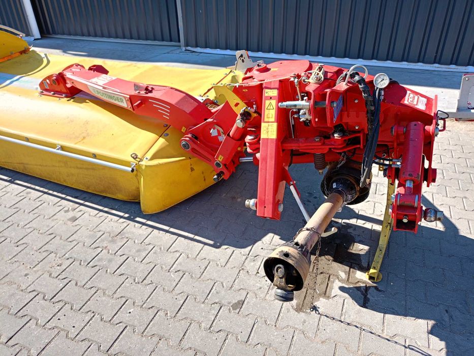 Kosiarka pottinger novacat 302