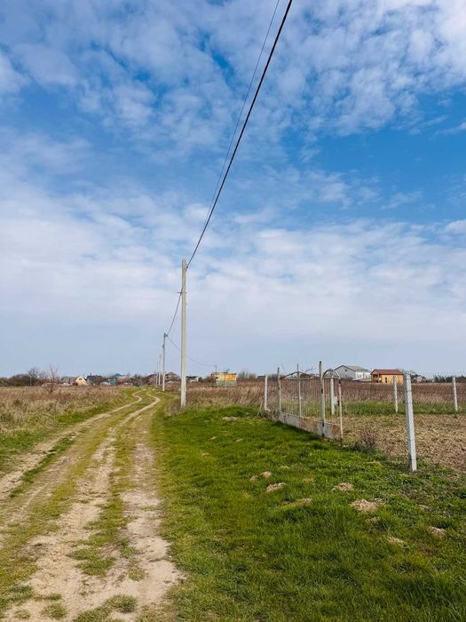 Продаж земельної ділянки в с. Щітки