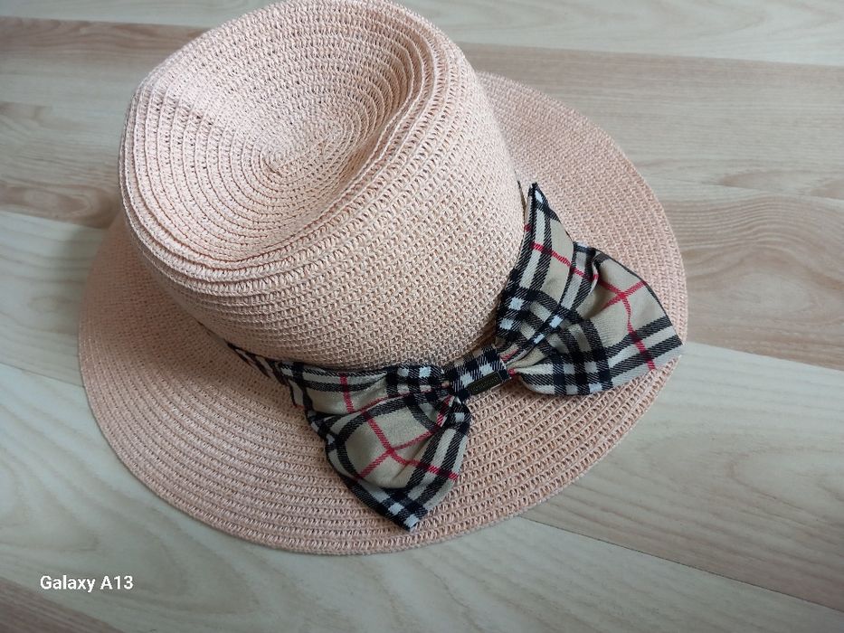 Kapelusz plazowy burberry damski