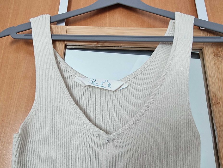 Novo | Vestido bege justo midi, tamanho 2XS