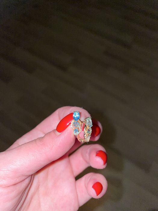 Продам золоті сережки