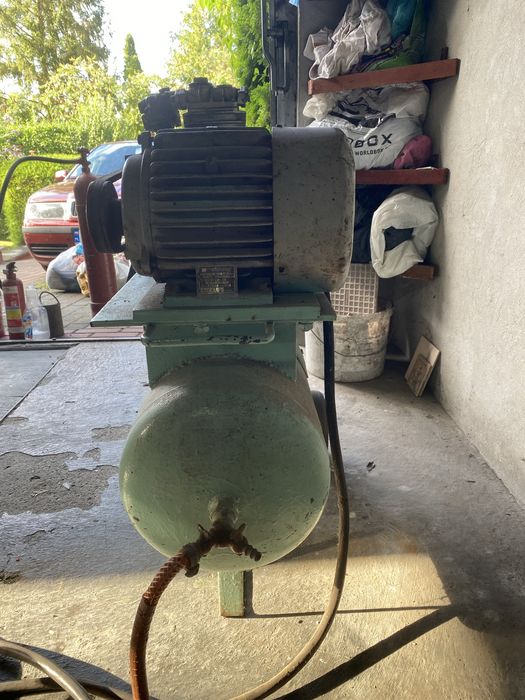 Sprezarka powietrza używana 1420 obr/ min 400 V