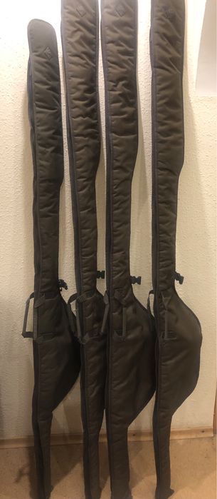 Комплект коропових вудилищ Fox, катушки MITCHELL, чохли Nash