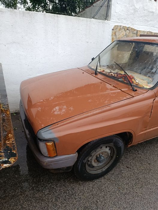 Toyota Hilux 2.4D