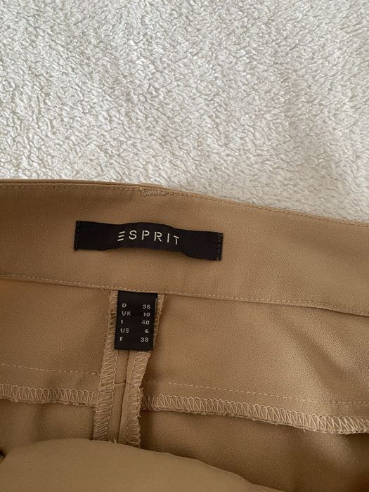 Esprit spodnie biurowe cygaretki bezowe