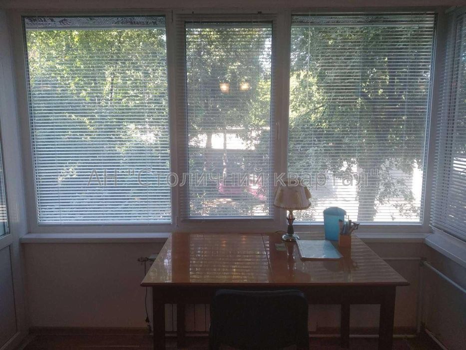 метро Виставковий центр Васильківська Голосіївський 116а