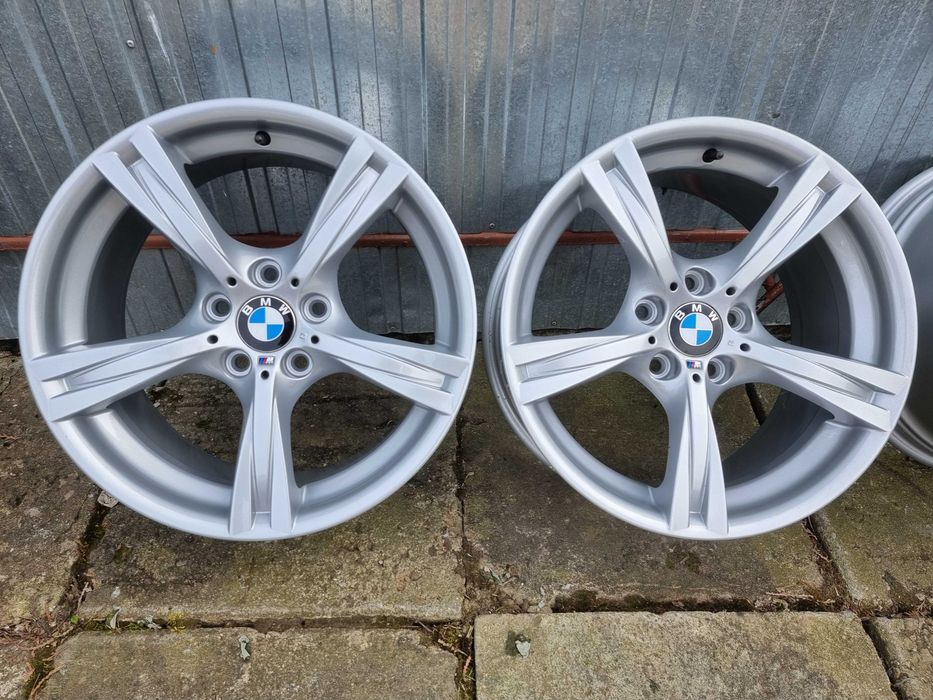 Felgi alufelgi aluminiowe alusy oryginalne BMW Mpakiet 18" 5x120
