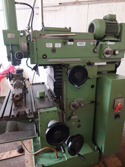 Frezarka fnf 32 avia rok 97 super