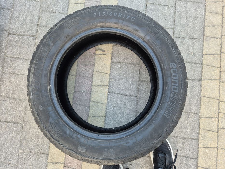 Opony do busa 215/60 R17