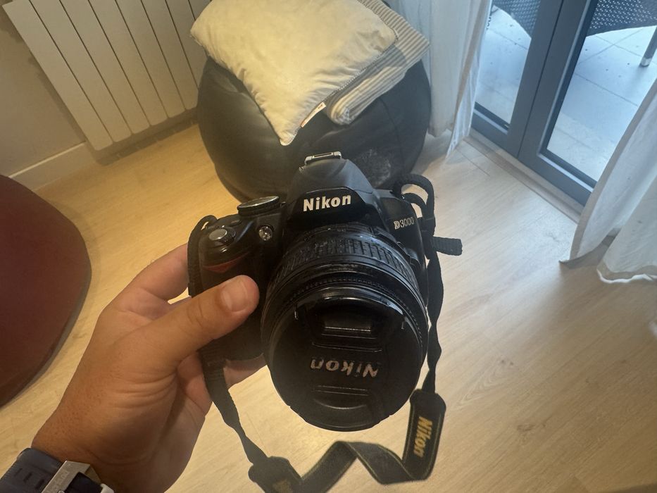 Nikon d3000 2 objectivas acesssorios