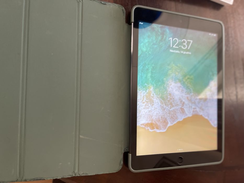 Ipad Air space gray