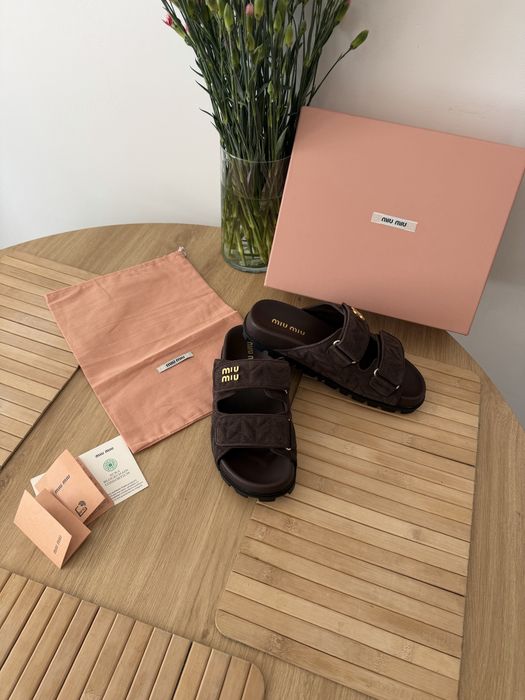 Klapki Miu Miu Nappa Maiilasse Suede Sandały Calzature Donna