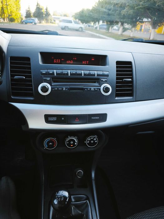 Mitsubishi Lancer 10