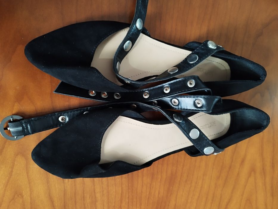 Sabrina open-toe shoes with ankle strap, new