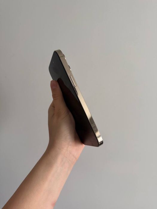 Продам iphone 14 pro max 256 gb