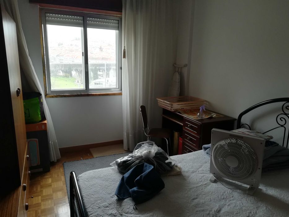 T2 Damaia perto da estação