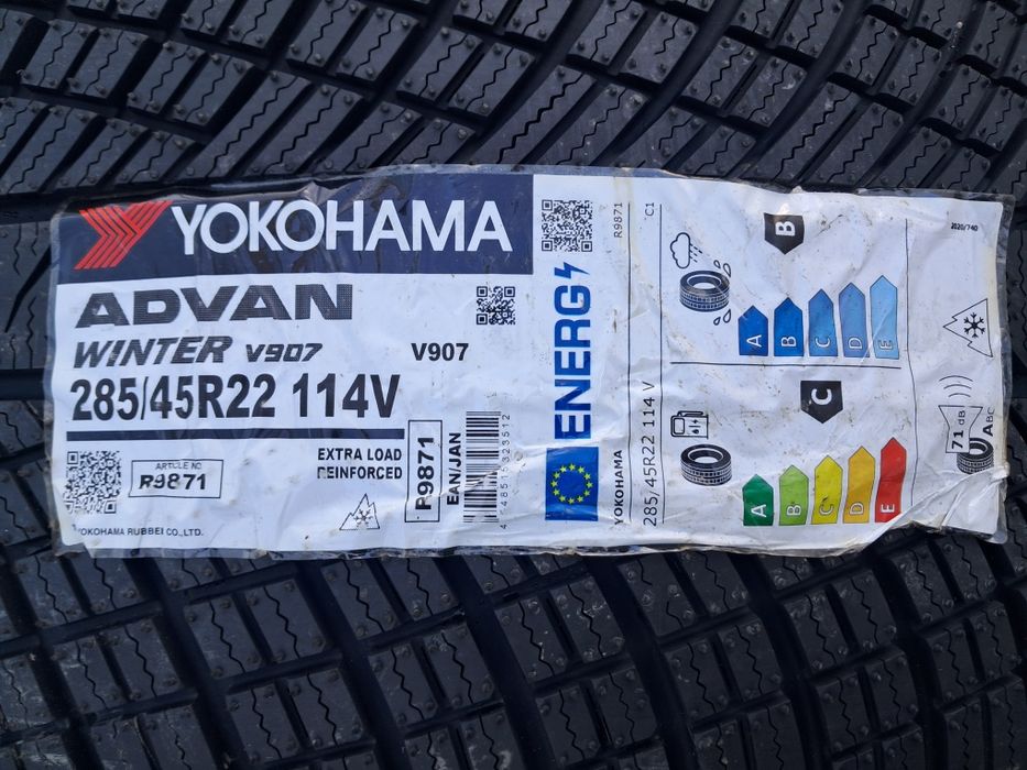 Резина зимова, НОВА, 285/45 R22 Yokohama Advan Winter V907  2025 рік