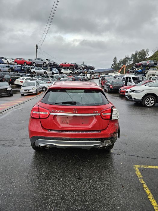 Mercedes-Benz GLA 200 CDi de 2014 para peças