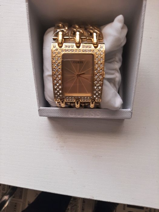 Zegarek Guess nowy w pudełku