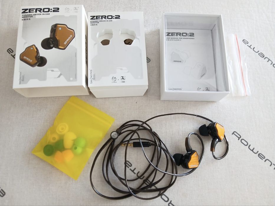 7HZ x Crinacle Zero: 2 - Orange - (NOVO)