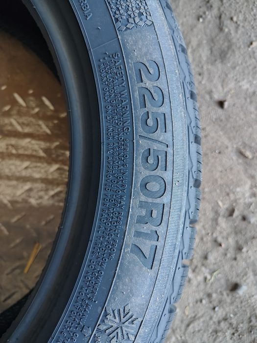 Opony zimowe 225/50-17 CROSSWIND