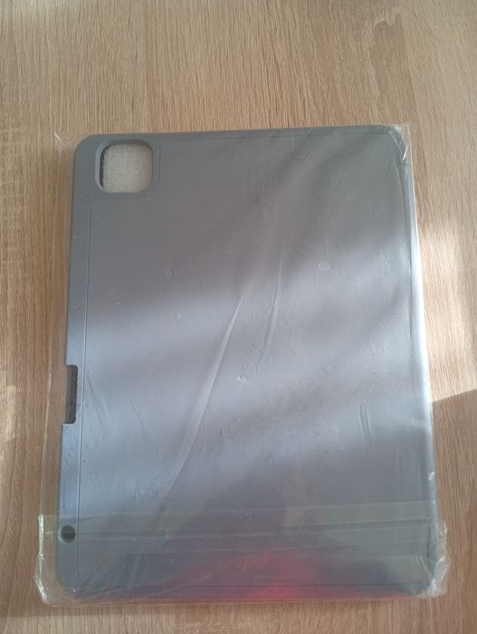 Etui na tablet   nowe