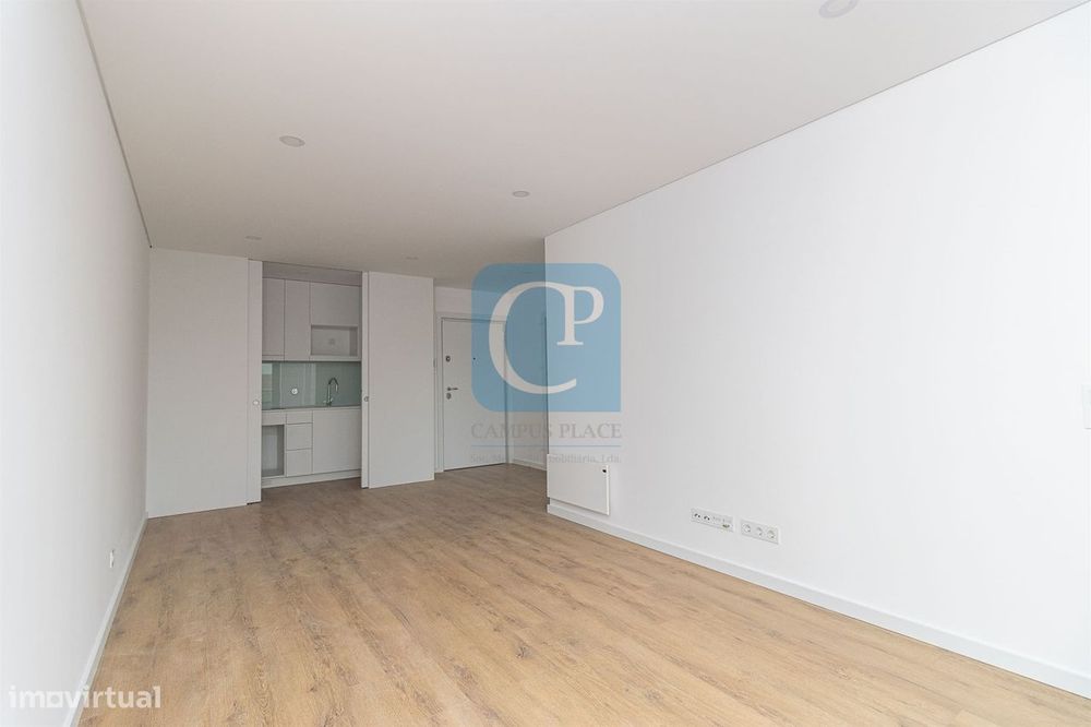 Apartamento T1 novo com varanda - Empreendimento Agra Campus