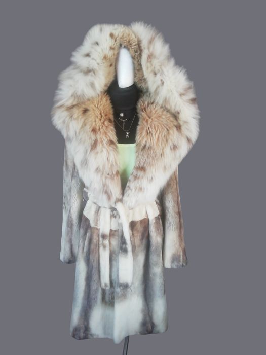 Ог 110см. Норковая шуба с капюшоном из рыси. Натуральная шуба