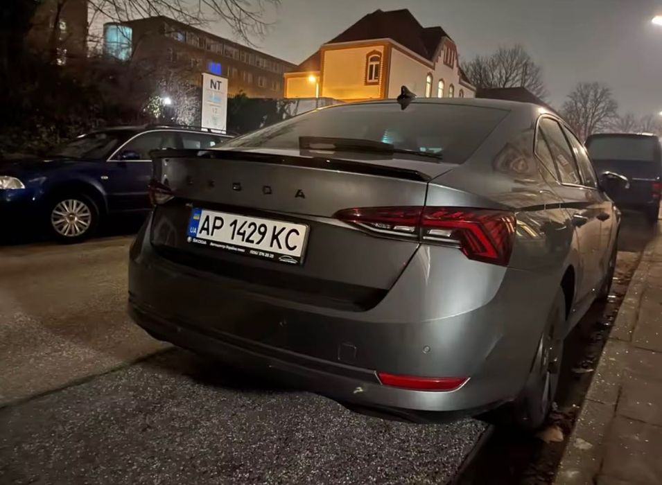 Спойлер Skoda Octavia накладка на багажник бленда шкода октавия спойлер октавія