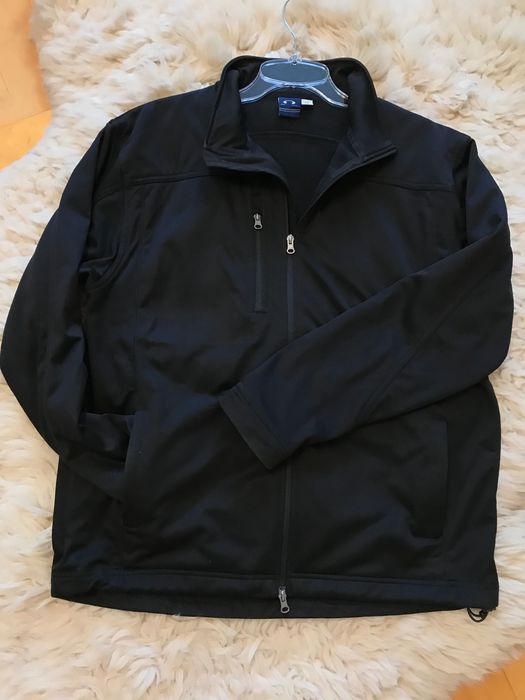 Czarna kurtka przejściowa softshell L