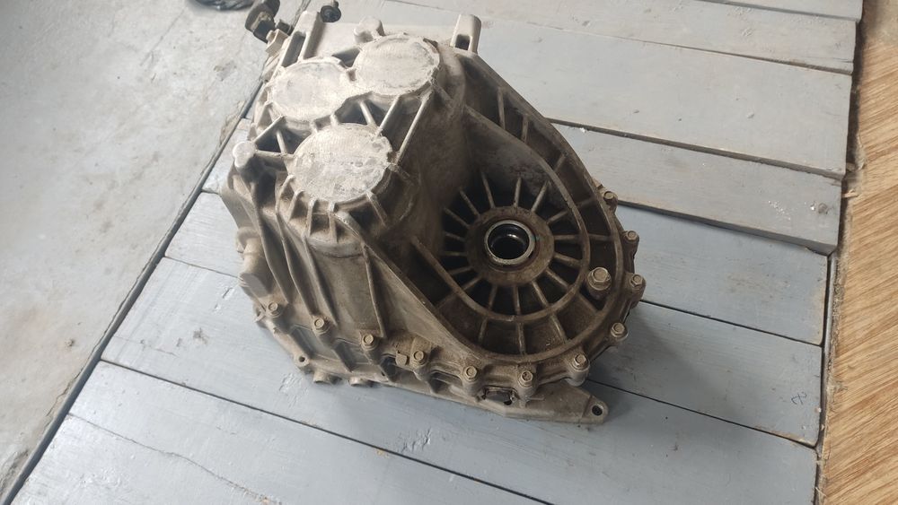 Коробка передач  МКПП 4WD 3102034010 С200 Ssang Yong  Korando