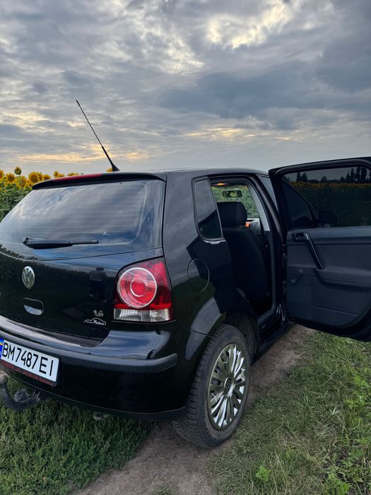 Автомобіль Volkswagen polo