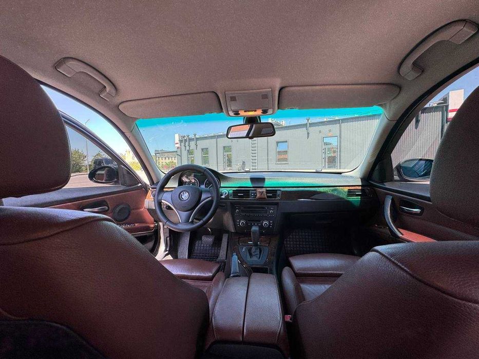 BMW 325I 2008 VIN WBAVH31090A261875 фото оголошення 8 з 16