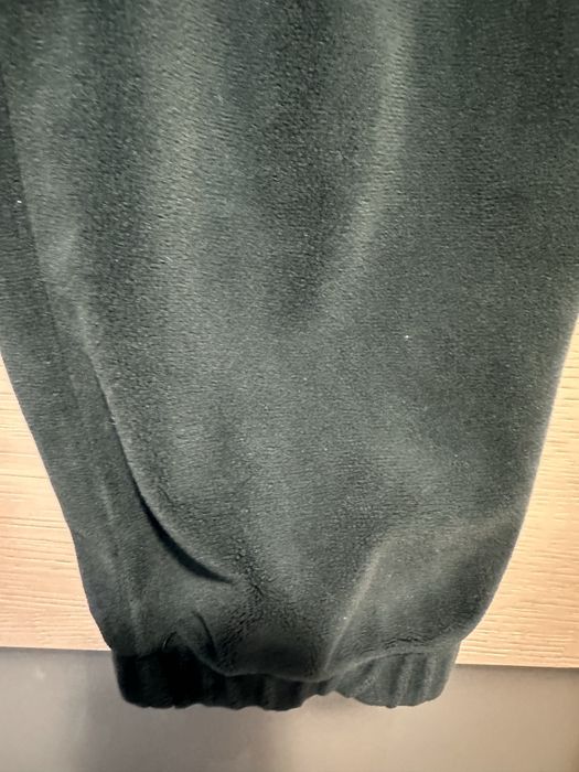 Aksamitne spodnie zielone