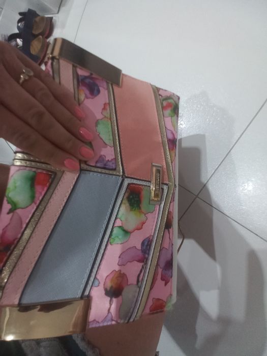 Elegancka kopertówka River Island