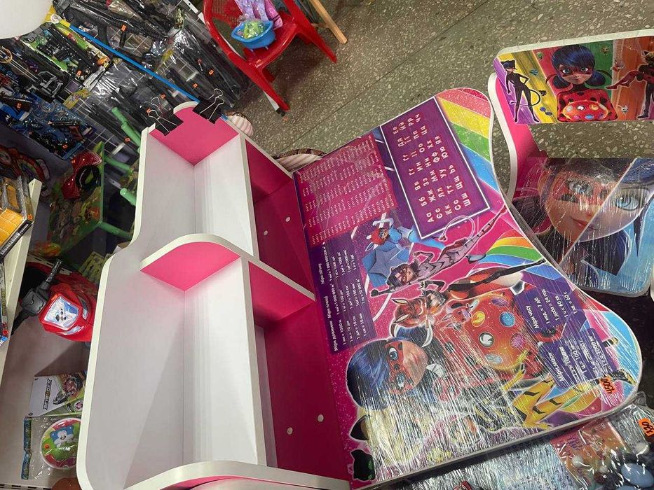 Парта зростаюча   .