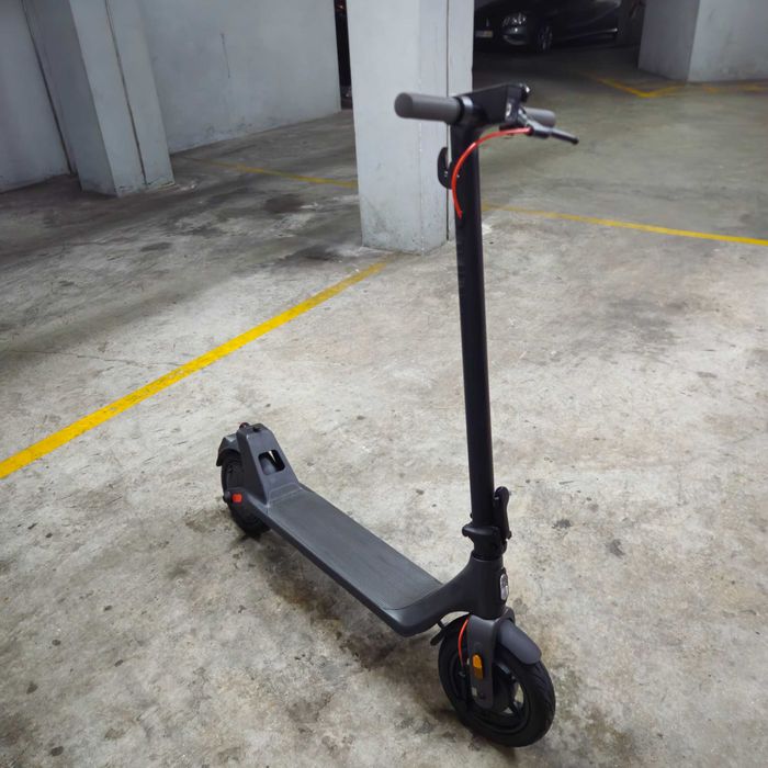 Trotinete Xiaomi Electric Scooter 4 Lite 2ª Geração – Como Nova!