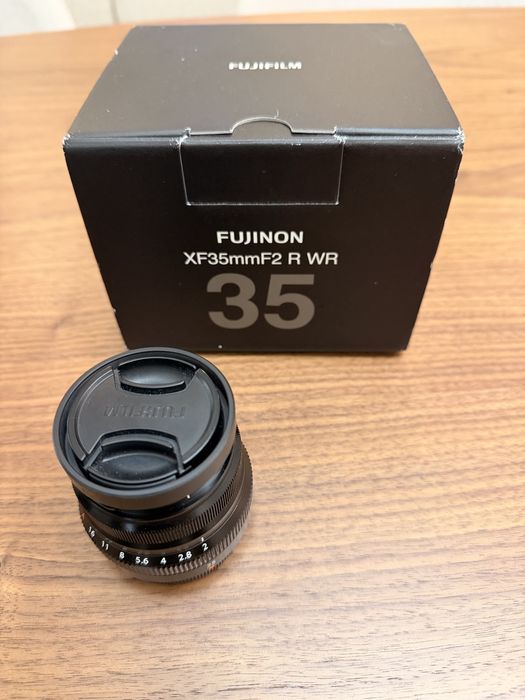 Fujifilm XF 35mm f/2 R WR