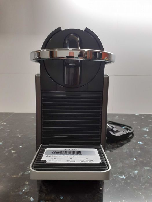 Máquina de café Nespresso Pixie Redesign (NOVO MODELO com garantia)