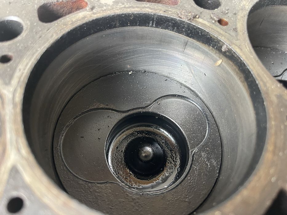 Двигун блок циліндрів фольцваген т4 2.5 дизель