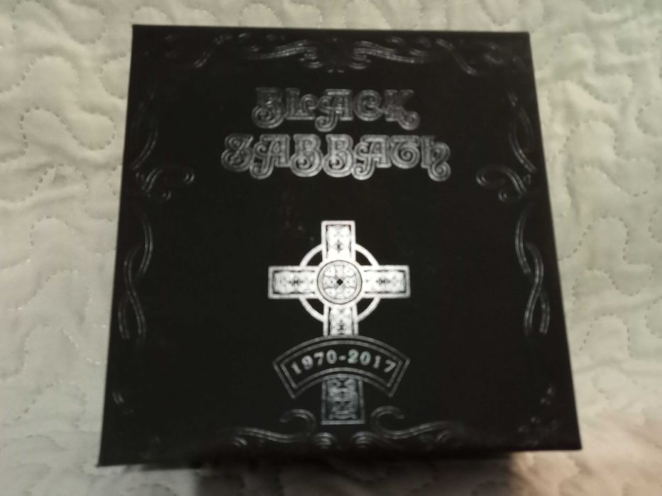 Black Sabbath 1970-17, Box 22 CD +1 BD. Nowy. Marki • OLX.pl