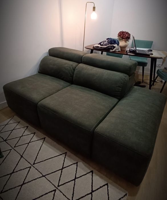 Sofá de 3 lugares em veludo