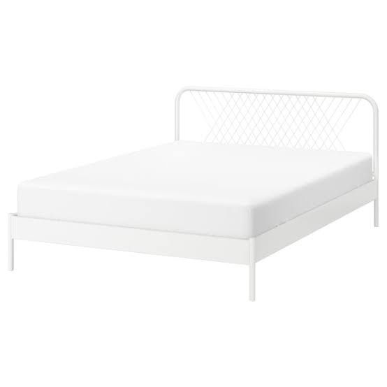 Cama IKEA NESTTUN + colchão + estrado (140X200 cm)