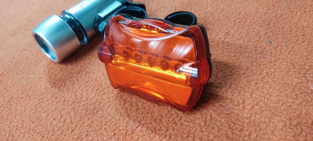 Zestaw lampek rowerowych LED safe guard
