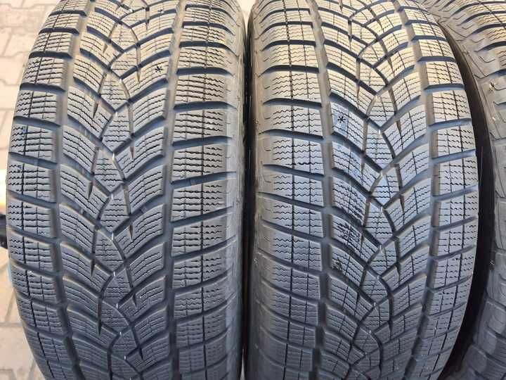 Koła zimowe felgi Aluminiowe 17 AUDI Q5 SQ5 7,5X17  235/60r17 Goodyear